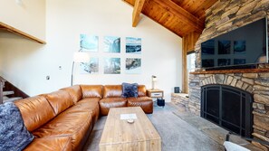Furniture, Couch, Living Room, Indoors, Room