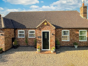 Exterior | Lilium Cottage, North Somercotes