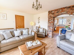 Living area | Lilium Cottage, North Somercotes