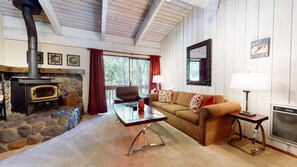 Living Room, Room, Indoors, Couch, Furniture