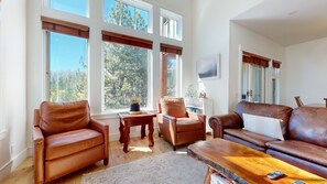Furniture, Indoors, Living Room, Couch, Home Decor