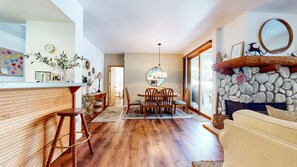 Dining Room, Dining Table, Table, Indoors, Furniture