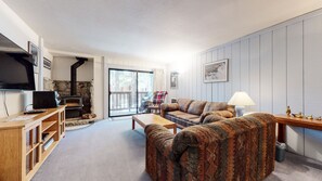 Couch, Furniture, Living Room, Room, Indoors