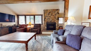 Furniture, Indoors, Room, Living Room, Couch