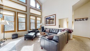 Living Room, Furniture, Indoors, Couch, Home Decor