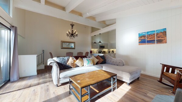 Living Room, Room, Indoors, Flooring, Furniture