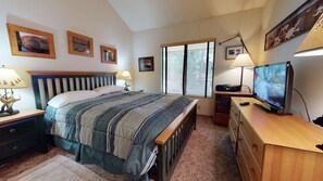 Indoors, Room, Bedroom, Furniture, Home Decor