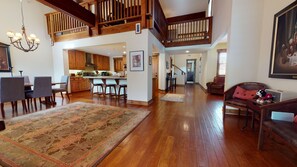 Flooring, Floor, Hardwood, Building, Loft