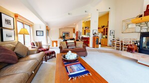 Living Room, Room, Indoors, Flooring, Furniture