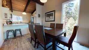 Flooring, Hardwood, Chair, Furniture, Floor