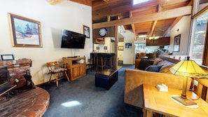 "Flooring","Screen","Couch","Furniture","Living Room"