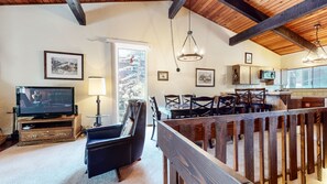 Screen, Indoors, Furniture, Living Room, TV