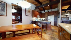 Hardwood, Flooring, Floor, Indoors, Living Room
