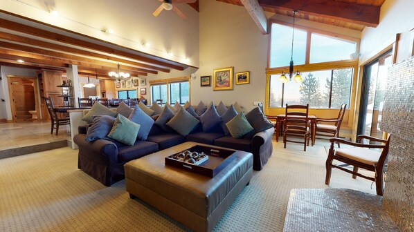 Living Room, Room, Indoors, Couch, Furniture