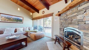 Indoors, Furniture, Living Room, Fireplace, Table