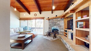 Indoors, Furniture, Living Room, Table, Home Decor
