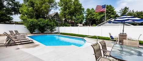 Private Heated Pool!