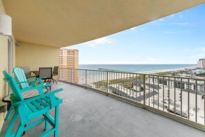 Calypso 3-1612 balcony