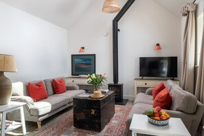 The sitting room at Bix Cottage, Chiltern Hills