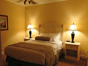 Bedroom 3: Full bed