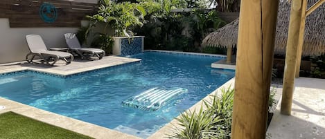 Private Pool
