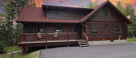 Backside of cabin. Plenty of parking available.
