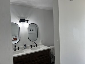 Master bath 