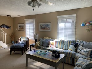 Large family room with lots of space to relax