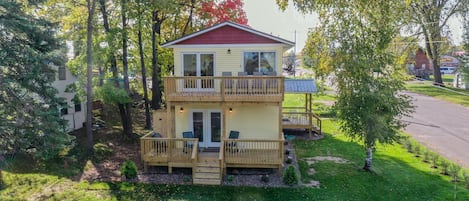 Lakeside decks on first level and 2nd level.  Multiple areas to enjoy outside!