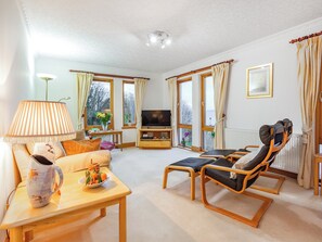 Living room | Moray Firth View, Nairn
