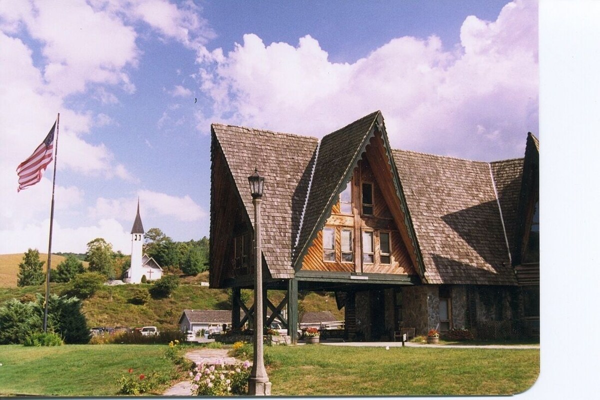 Main Image