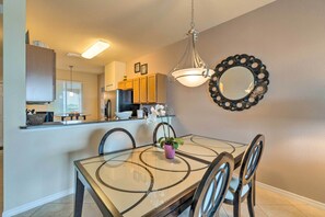 Dining Table | Fully Equipped Kitchen