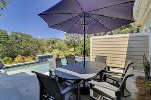 Outdoor Dining Area