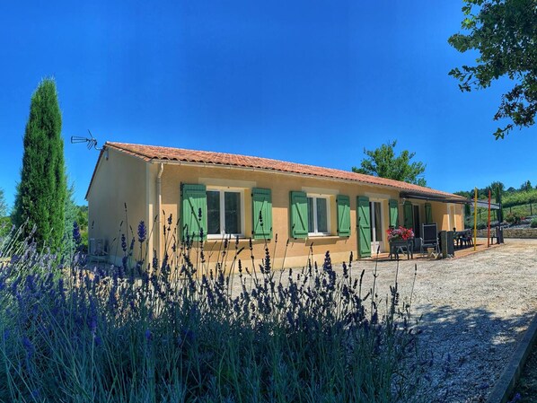 Extérieur