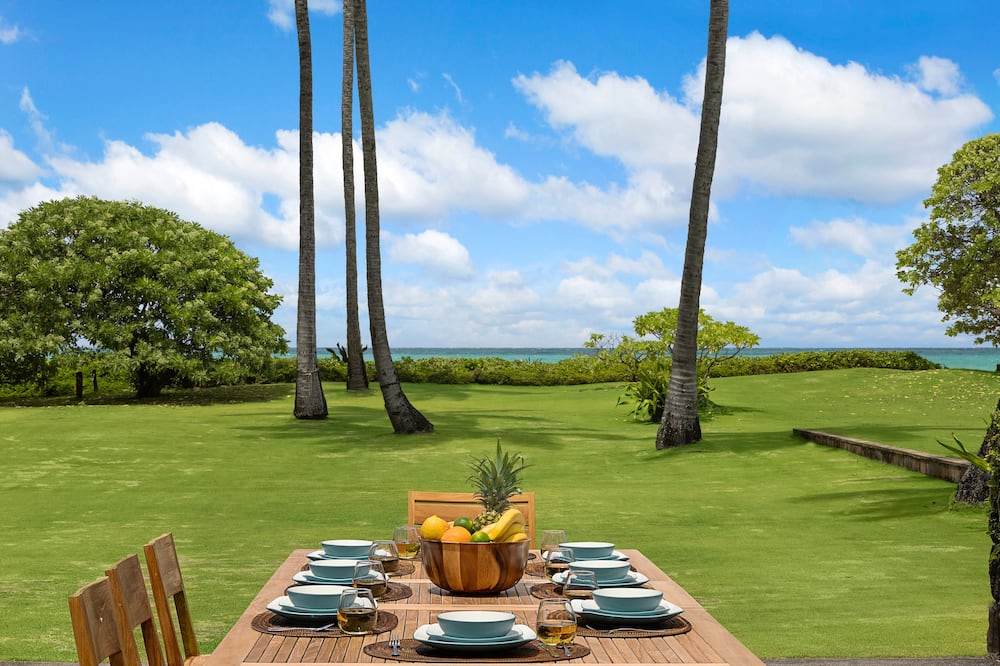 Kailua Beachfront Vacation Home