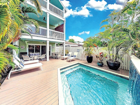 Imagine lounging in this paradise!