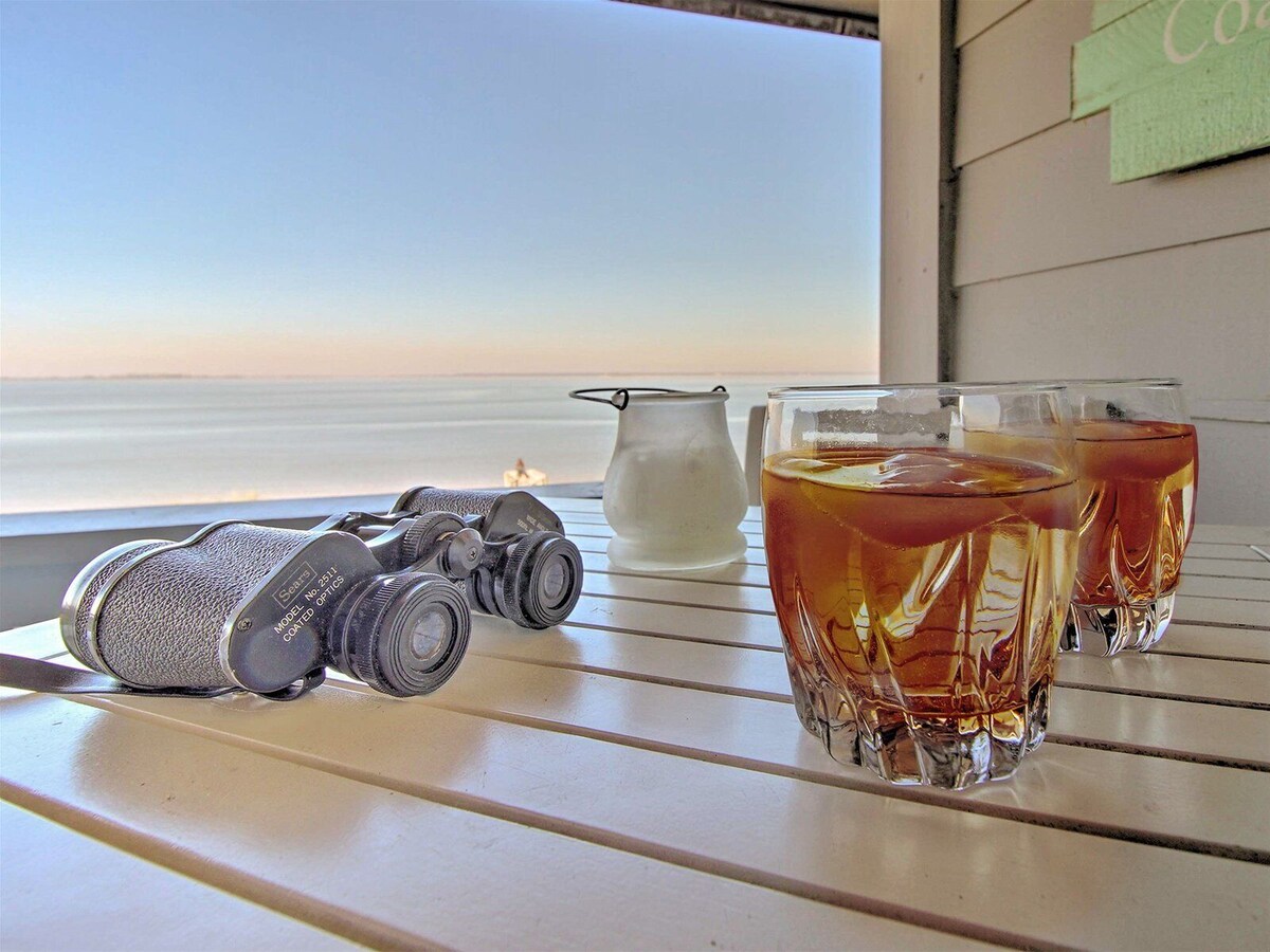 Updated Tybee Condo Community Pool Gone Coastal Beautiful Water Views Short Walk to Beach