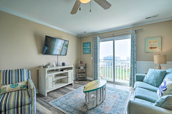 Oak Island Vacation Rental | 2BR | 2BA | 1,092 Sq Ft | Step-Free Access