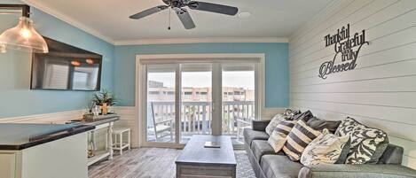 Corpus Christi Vacation Rental | 1BA | 1BA | 408 Sq Ft | Step-Free Entry