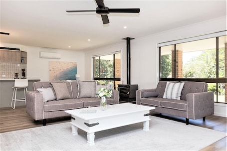 Lounge room