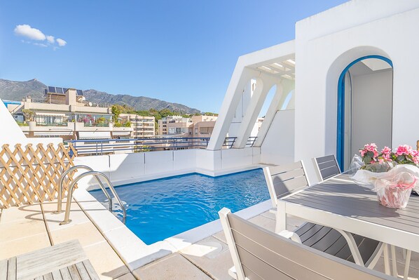 Penthouse with own private pool on roof terrace to relax