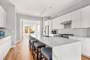 Super clean and fun space