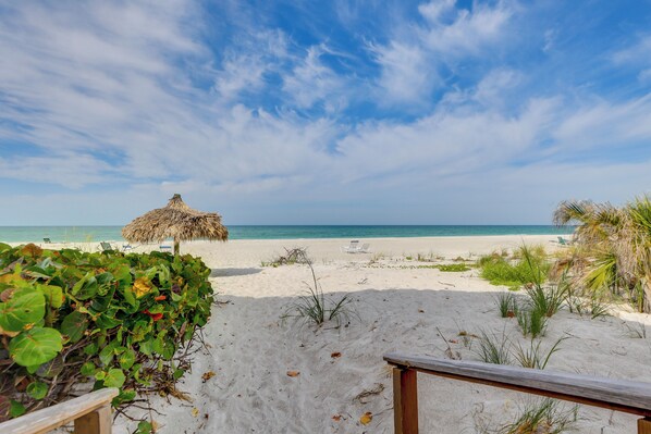 Longboat Key Vacation Rental | 1-Story Condo | 1BR | 1BA | 640 Sq Ft