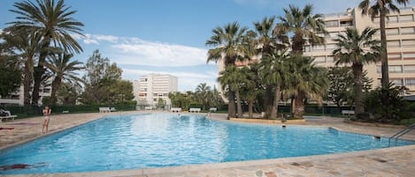 Piscine de la résidence