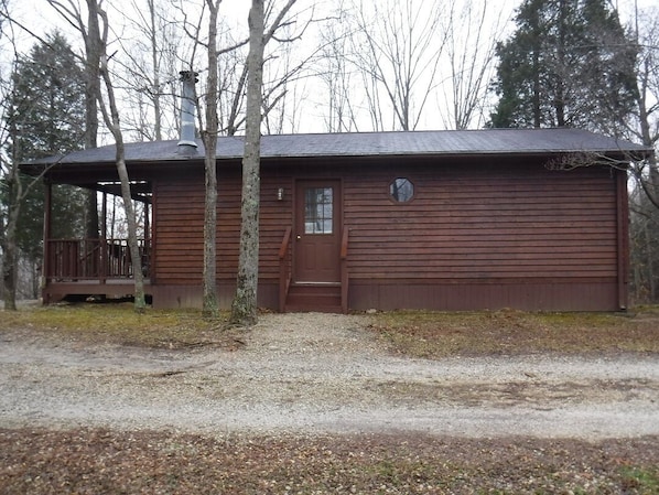 Side view of Cabin 14