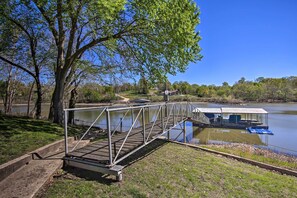 Exterior Space | Private Dock