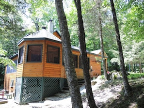 Exterior view of screened in porch