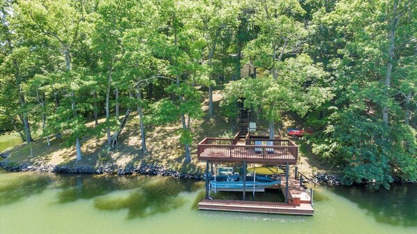Rent a pontoon, ski boat or jet ski, or dock your own boat while you're here. (Boat Lift not available for guest use)