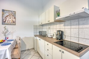 Kitchen and dining area