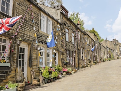 Box Tree Cottage, OXENHOPE